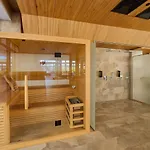 C52 - Alezzi Odyssey Pool & Apartman