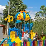 C52 - Alezzi Odyssey Pool & Apartman Năvodari